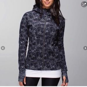 Lululemon scuba jacket size 6